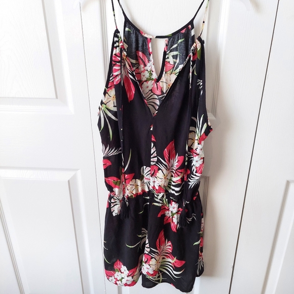 Tropical print playsuit- Women size- M - Picture 8 of 10